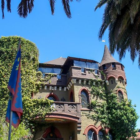 Castillo Medieval Vina del Mar Bagian luar foto